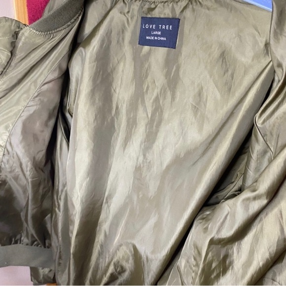 Gorgeous Floral Embroidered Bomber Jacket - Picture 7 of 7